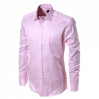 Розовая рубашка в вертикальную полоску